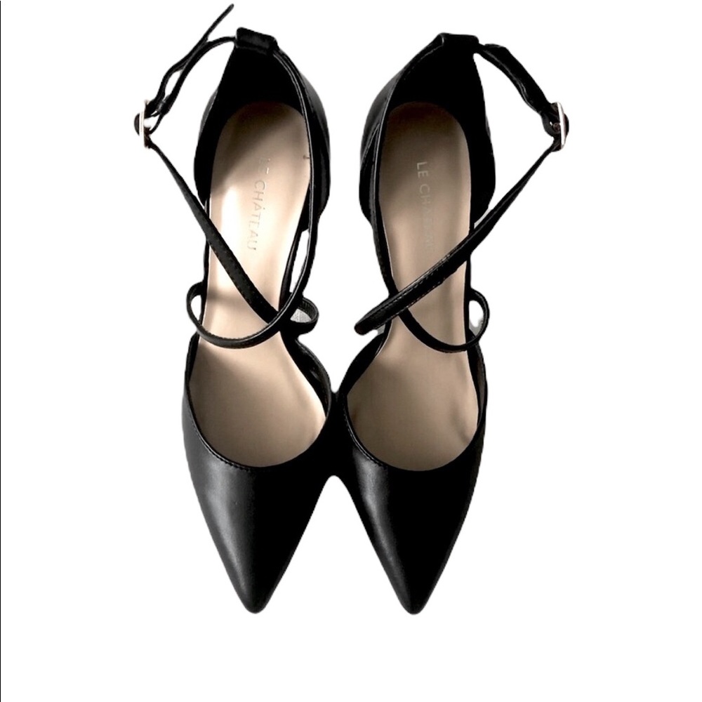NWT Le Chateau: “x” strap heels